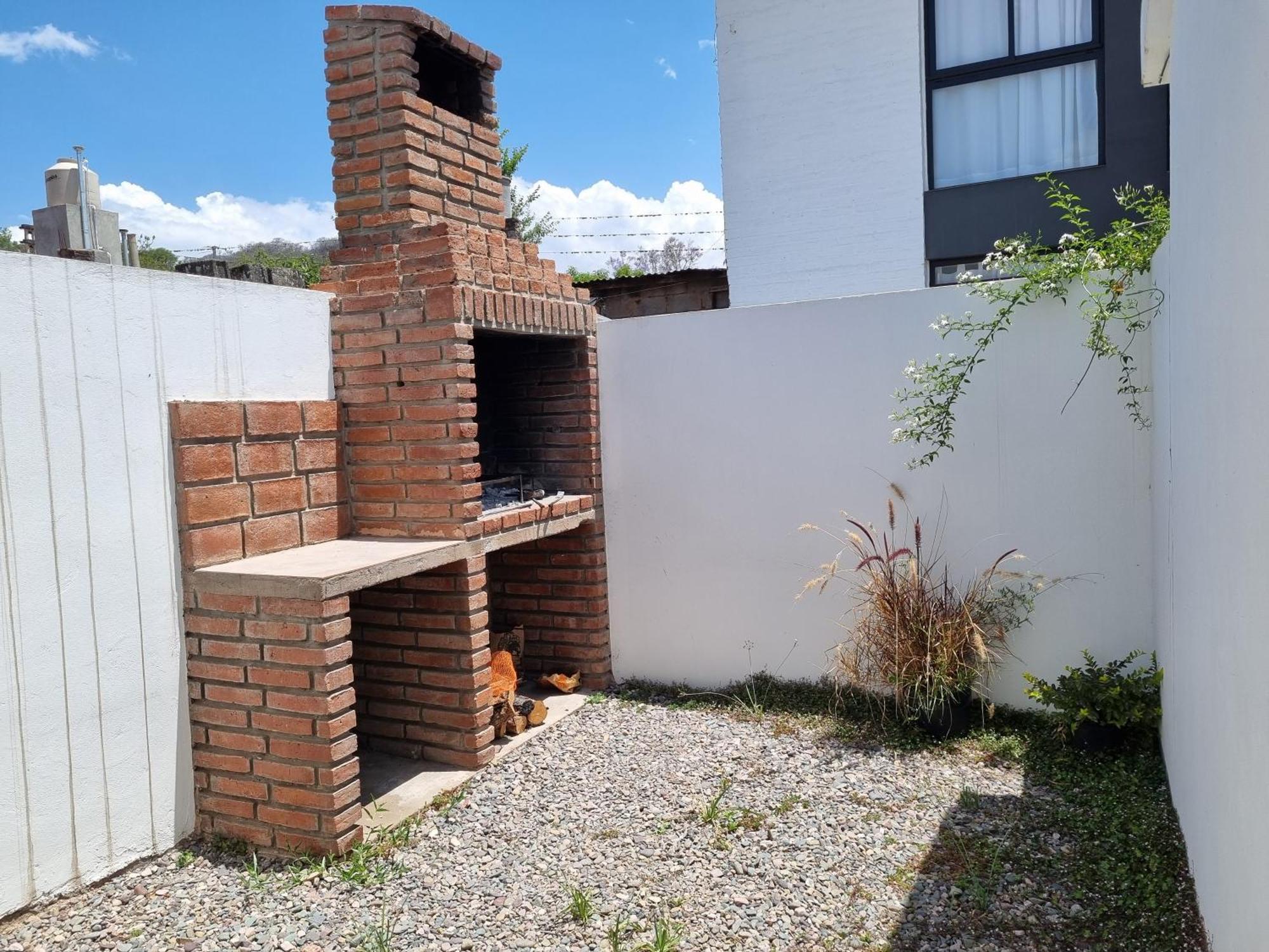 Munaska B * San Salvador de Jujuy